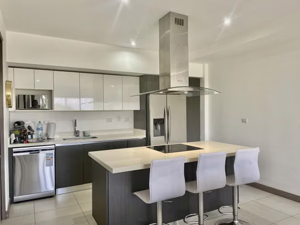 Guayabos Condominio NovaFlats - Apartamento de Lujo - Negociable