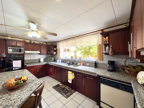 House for Sale in Santo Domingo de Heredia | Large Garden &amp; Private Pool