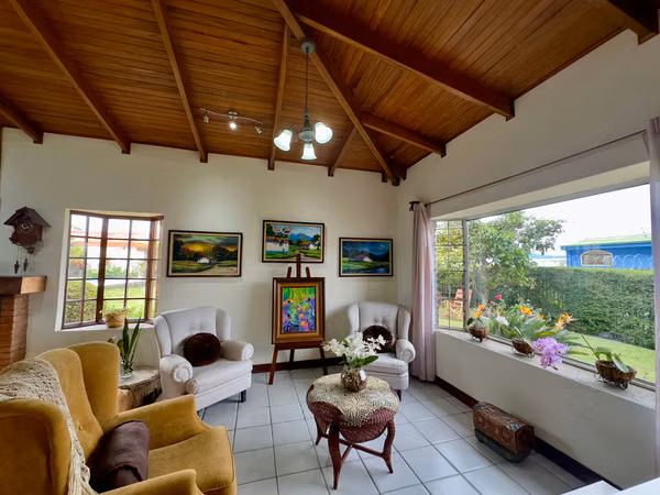 House for Sale in Santo Domingo de Heredia | Large Garden &amp; Private Pool