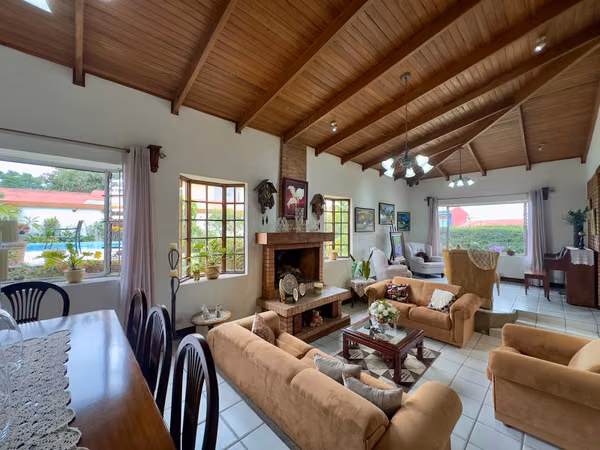 House for Sale in Santo Domingo de Heredia | Large Garden &amp; Private Pool