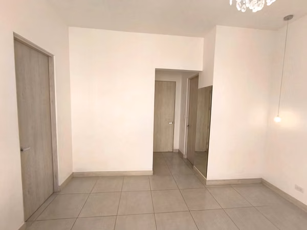 LA ARBOLEDA – BELÉN | Casa Esquinera · Alquiler o Venta · Mudanza Inmediata