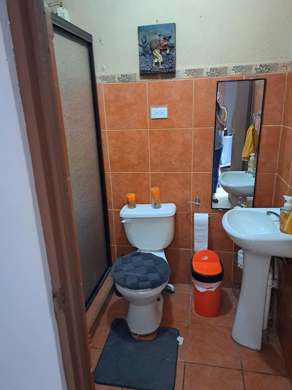 Venta casa Tibás, cerca de circunvalación norte, 3 habitaciones