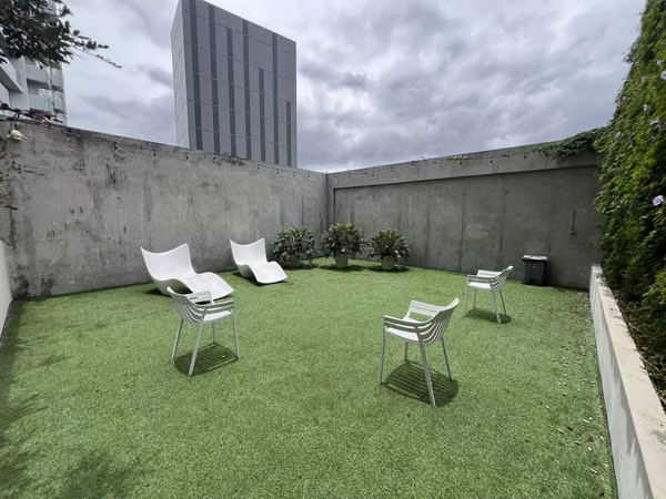 VENTA DE APARTAMENTO EN TORRE NEST - FRESES -CURRIDABAT