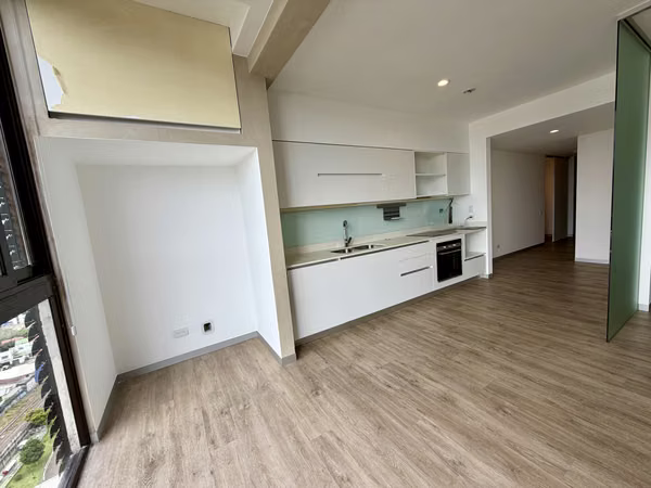VENTA DE APARTAMENTO EN TORRE NEST - FRESES -CURRIDABAT