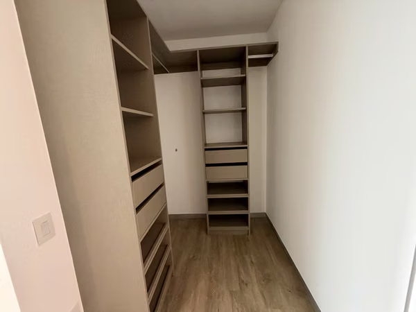 VENTA DE APARTAMENTO EN TORRE NEST - FRESES -CURRIDABAT
