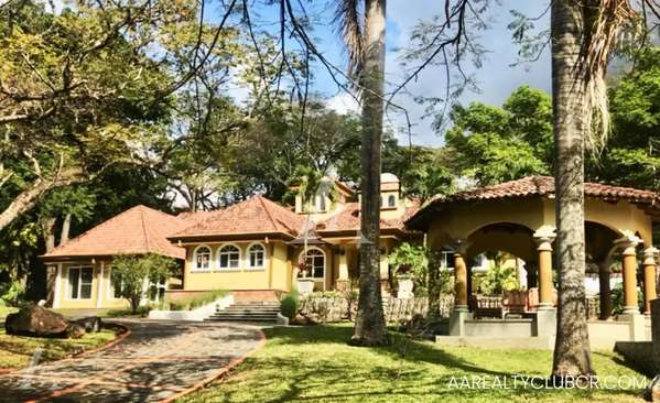 Magnificent Estate - Luxury House - Paso Fino - La Garita