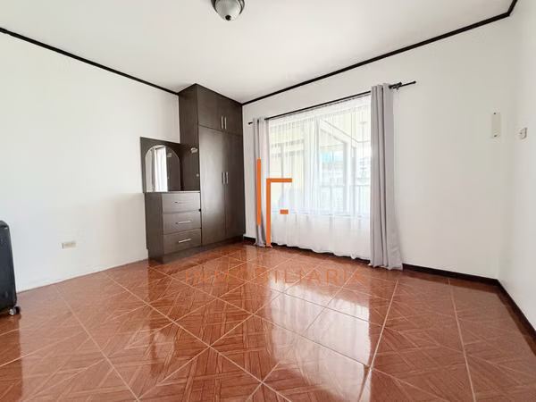 Casa en Condominio cerca de Salida SJ, Cartago