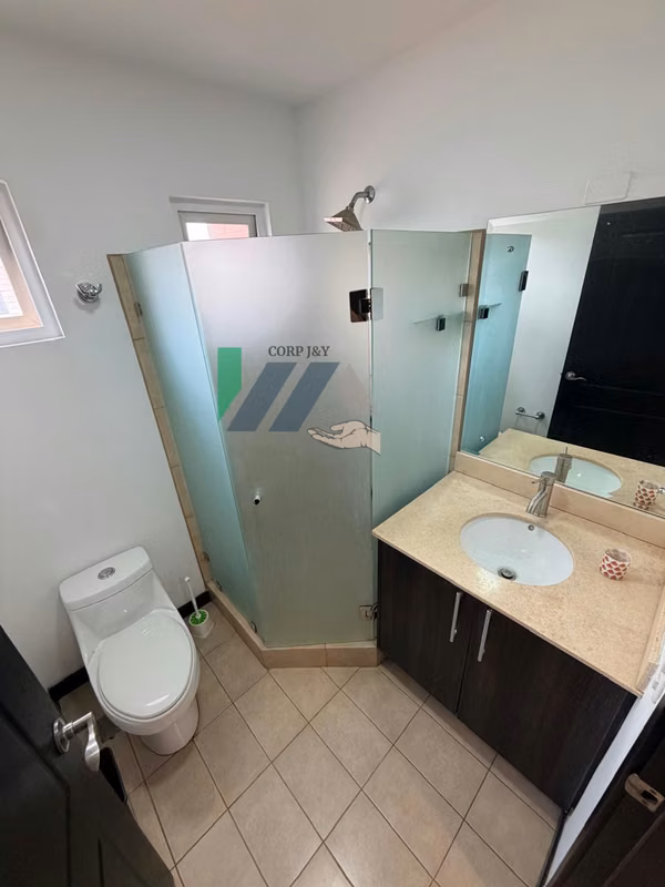 Alquiler de casa en Belén   - de Heredia - lugar con excelente ubicación