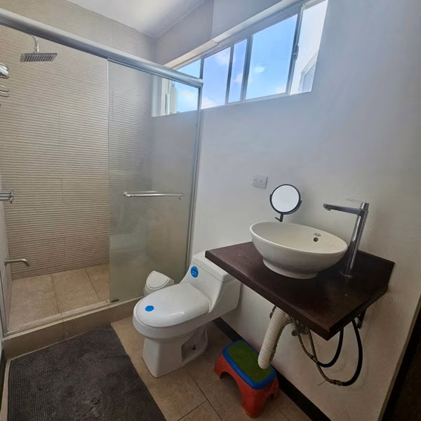 Casa en Venta Santa Ana Río Oro 5 Hab en Condominio