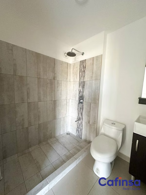 Apartamento de 3 habitaciones , Alquiler, Concasa