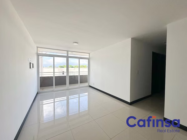 Apartamento de 3 habitaciones , Alquiler, Concasa