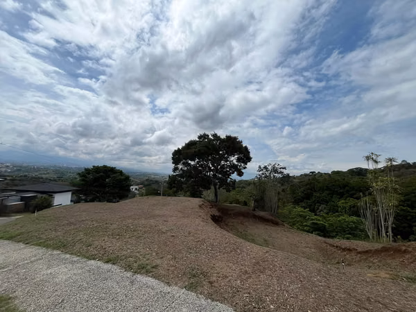 Venta/ Lote cerca áreas comunes, cerca de Z. Franca Evolution Grecia