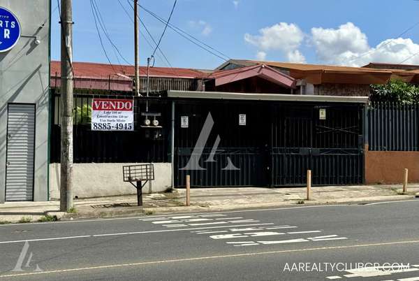 La Colina, Curridabat – Ideal for Business or Living, Mixed-Use Land
