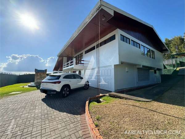 Residence-Apartment-Rented Commercial Premises-Lot-Great Deal