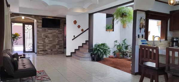 Se Vende Casa en San Rafael de Heredia, Concepción MP