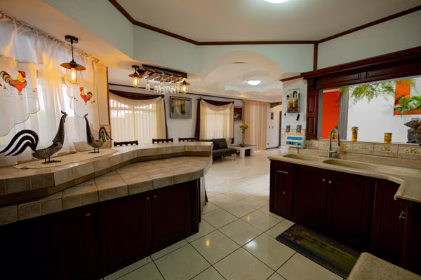 Se Vende Casa en San Rafael de Heredia, Concepción MP