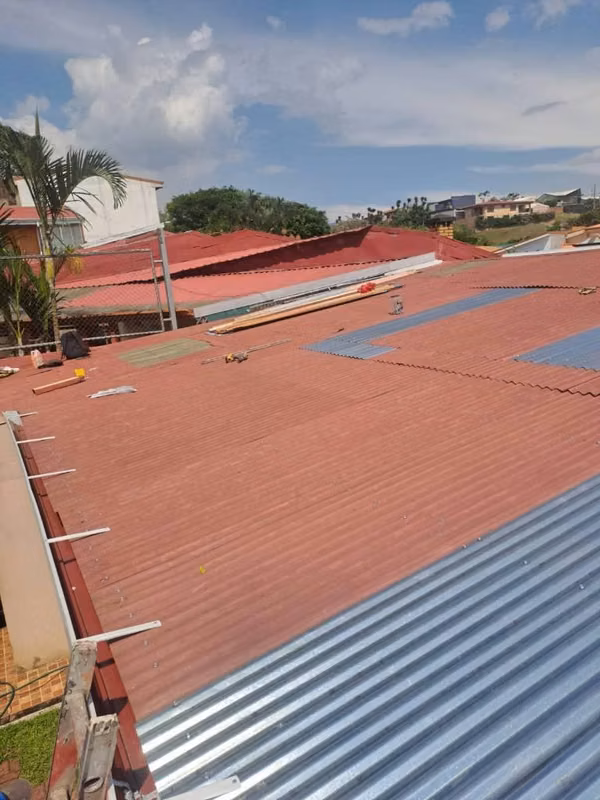 REPAIR OF DRIPS AND TECHNIQUES. WE DO ANY WORK IN THE FIELD.