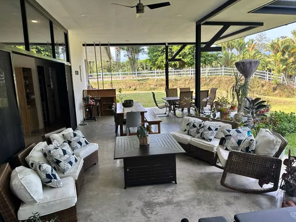 Vendo casa preciosa en Quintas del Trópico Guapiles