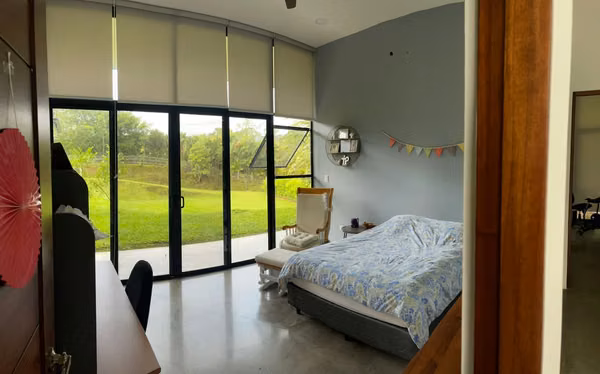 Vendo casa preciosa en Quintas del Trópico Guapiles