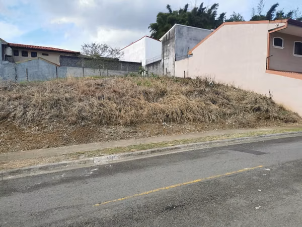 424 Lomas de Ayarco, Precioso Lote