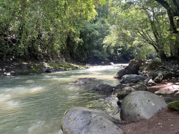 SE VENDE TERRENO EN OROTINA DESARROLLO TURÍSTICO O URBANÍSTICO