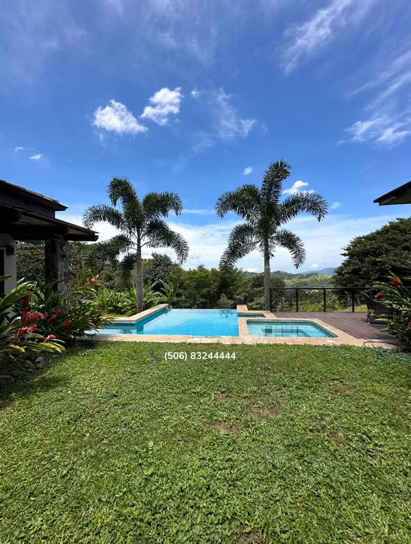 VENTA DE CASA EN LA GUACIMA