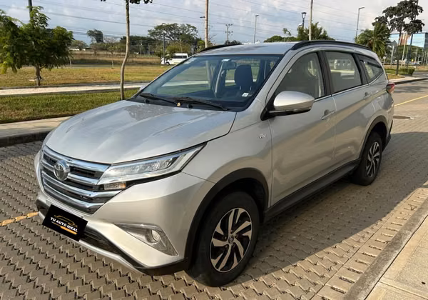 Toyota Rush 2023, Automático, 7 Pasajeros