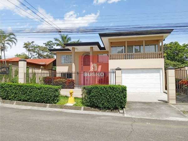 Luxury house for sale in Ciudad Colón