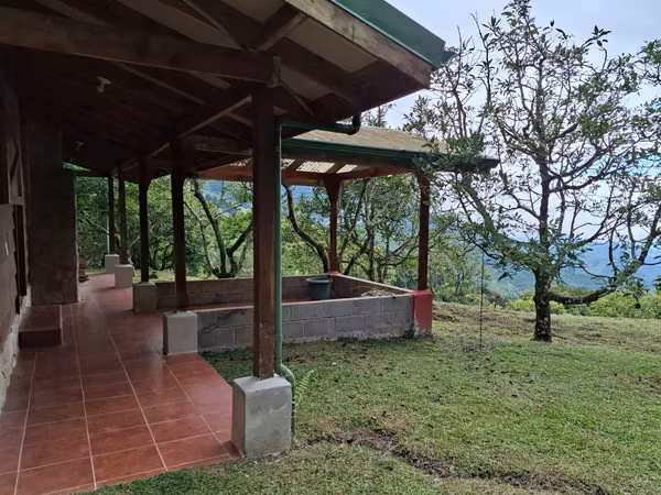 Cabaña de Montaña en Venta – San Pablo de León Cortés,Naturaleza