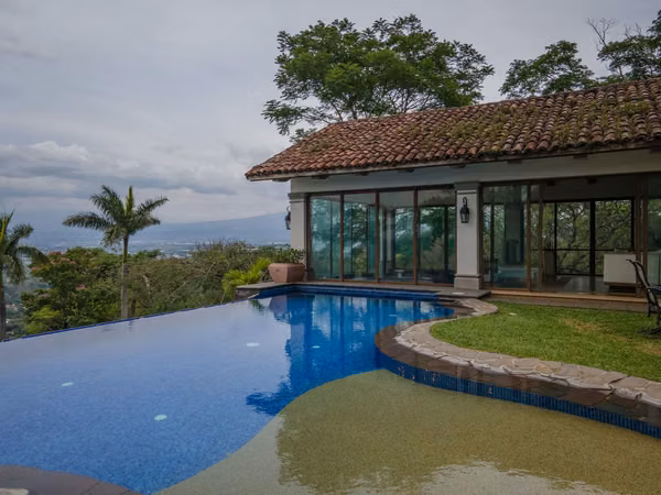 El Caminito: Hermosa Villa en Brasil de Mora