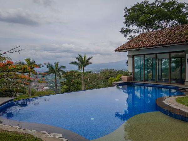 El Caminito: Hermosa Villa en Brasil de Mora