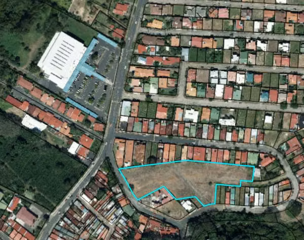 Land sold in San Isidro de Alajuela, 100 m from the Automarket