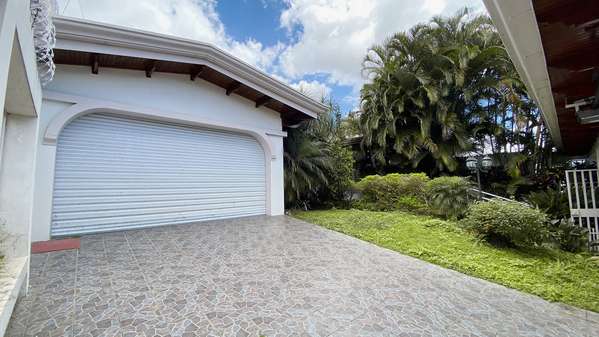 House for sale in Curridabat