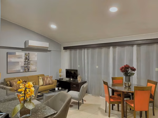 ALQUILER DE APARTAMENTO AMUEBLADO - AVALON SANTA ANA