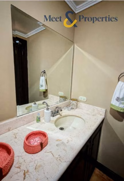 Venta de Casa en Colinas de Montealegre, Cartago – Seguridad, Espacios Amplios y Vistas Hermosas