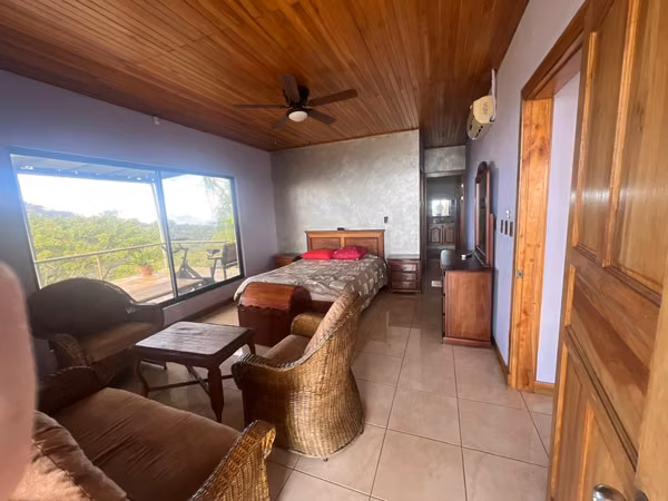Casa en venta en Orotina, Residencial Vista Mar, con vistas al océano
