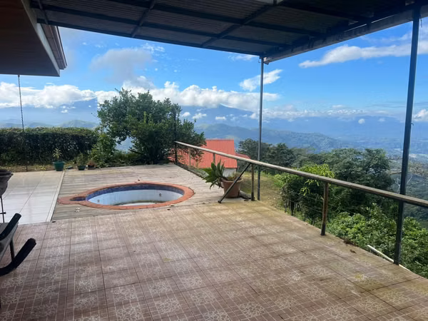 Casa en venta en Orotina, Residencial Vista Mar, con vistas al océano