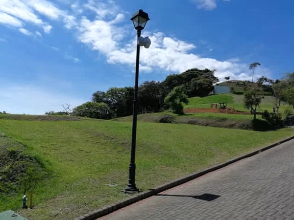 Venta de lote en Brasil de Mora. GANGA !!!
