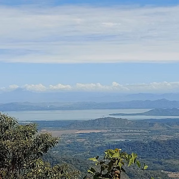 Finca de 108 Hectáreas Front al Mar en Isla de Chira, Puntarenas