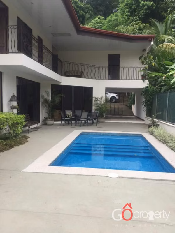 Venta de casa en playa Punta Leona, con piscina privada 4816