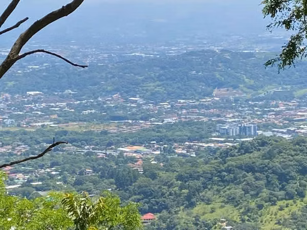 Sale of Lots with Unbeatable View, Santa Ana. 4726