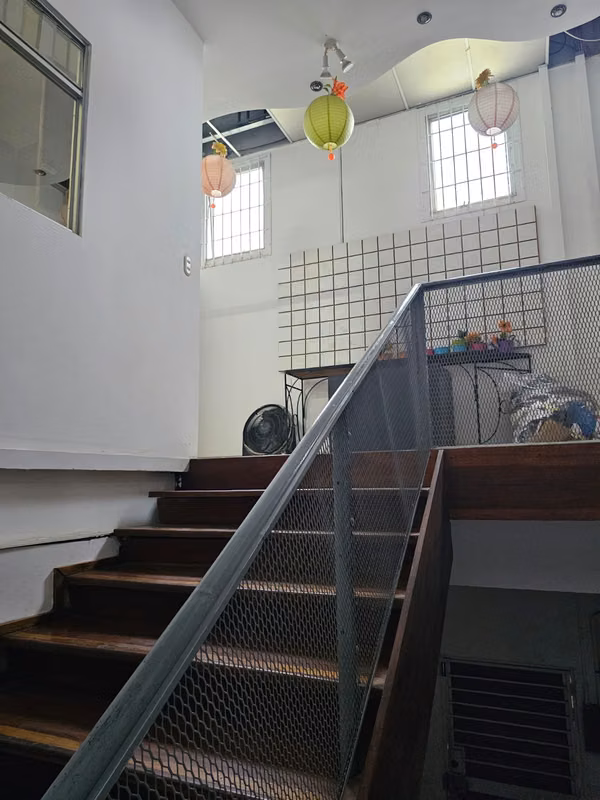 Tibas, Bodega y Oficinas MUY SEGURAS en Colima, San Jose