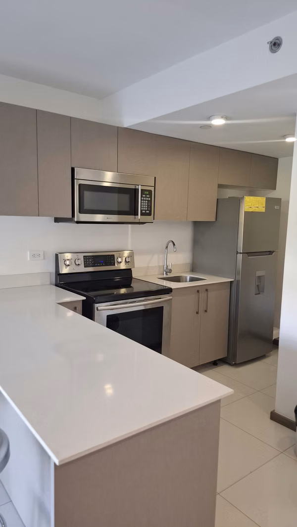 Apartamento con Patio y Terraza en condominio Paradisus, Rohrmoser