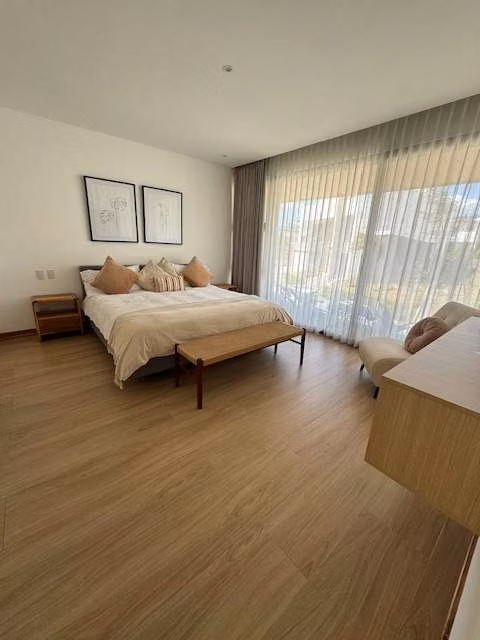 4 HABITACIONES. Planta baja, Piscina  En Heredia FRANCOSTA