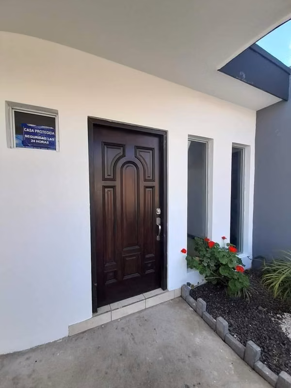 id # 38683 Casa en Venta en Residencial, Concepción de Tres Ríos, id # 38679