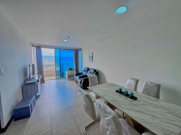 ALQUILER DE APARTAMENTO - TORRES PASEO COLÓN*