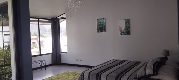 Casa contemporanea, San Isidro de Heredia 637 mtrs2