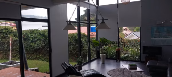 Casa contemporanea, San Isidro de Heredia 637 mtrs2