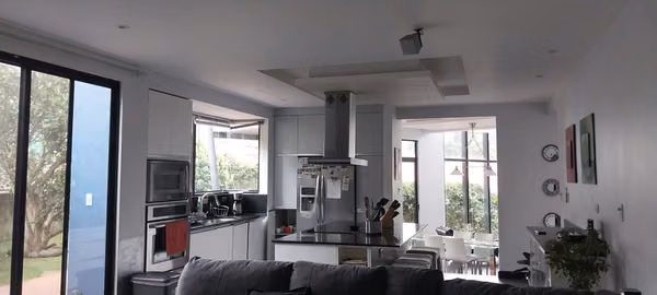 Casa contemporanea, San Isidro de Heredia 637 mtrs2