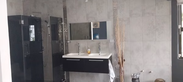 Casa contemporanea, San Isidro de Heredia 637 mtrs2